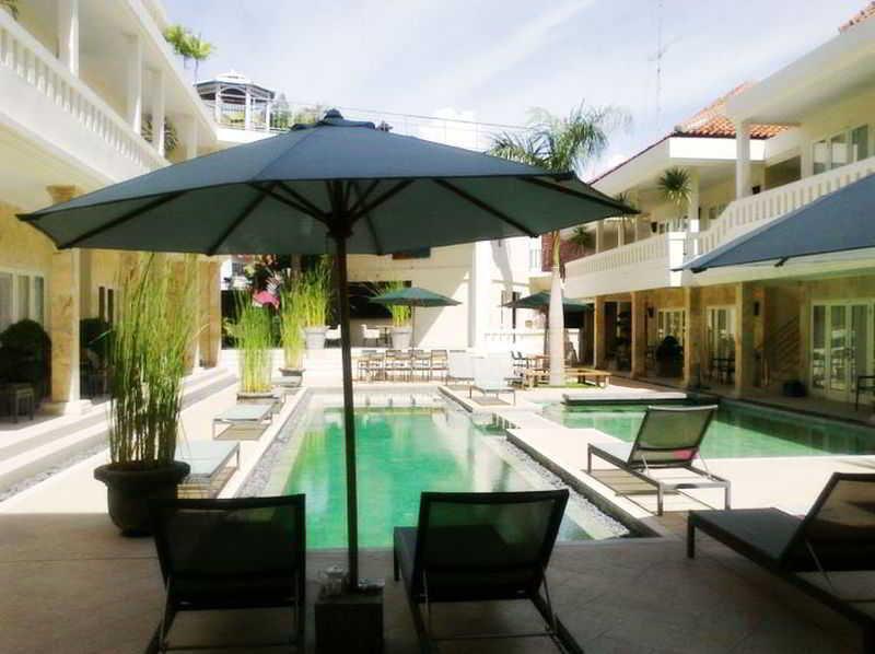 Bali Court Hotel & Apartment Legian Exterior foto